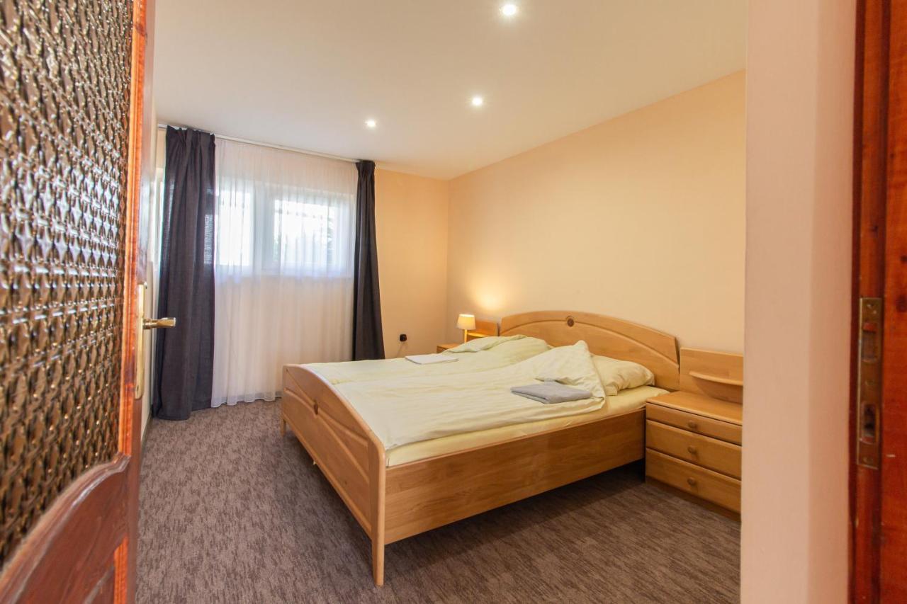 Deli Terasz B Apartman Free Parking, Self-Check-In Anytime Győr Eksteriør bilde